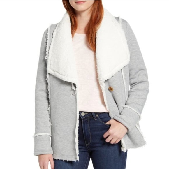 Caslon Jackets & Blazers - Caslon Fleece lined knit jacket